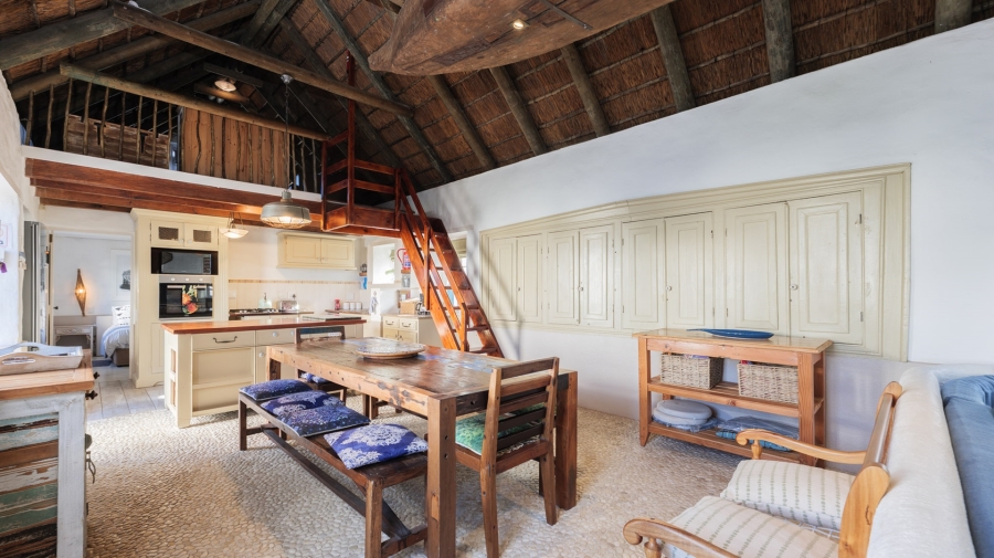 4 Bedroom Property for Sale in Struisbaai Western Cape